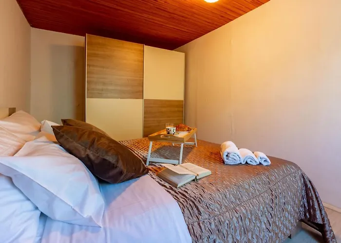 House Nevenka * 메덜린